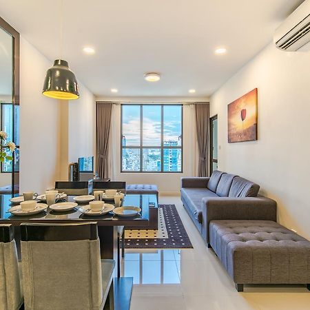 The Manner Apartment Icon 56 Rooftop Pool Ho Şi Min Exterior foto