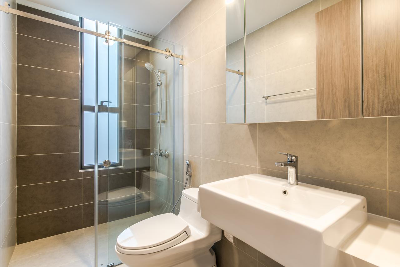 The Manner Apartment Icon 56 Rooftop Pool Ho Şi Min Exterior foto